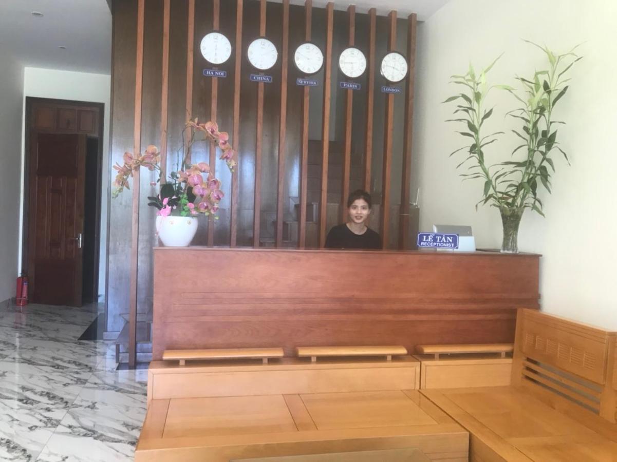 Gold Hotel Дананг Екстериор снимка
